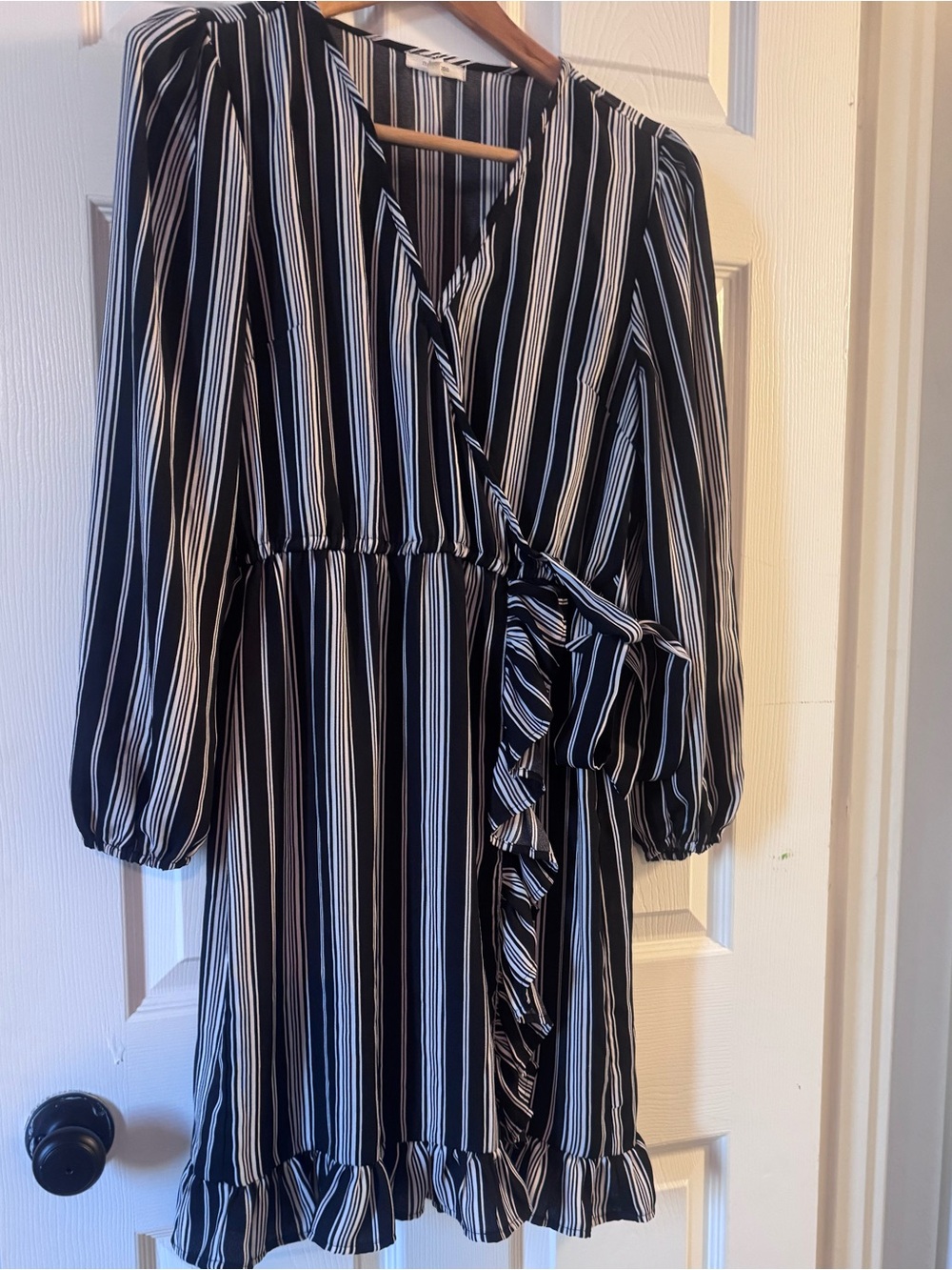 Maurices Black and White Striped Long Sleeve Wrap Dress size small